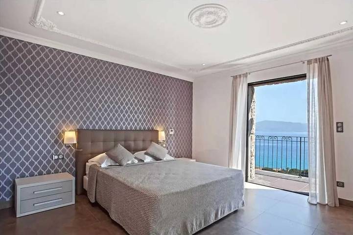 Gîte pour 4 personnes, avec jardin et piscine dans Olmeto Plage - 2