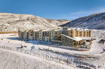 Hôtel pour 4 personnes, avec terrasse ainsi que jacuzzi et piscine à Avon
