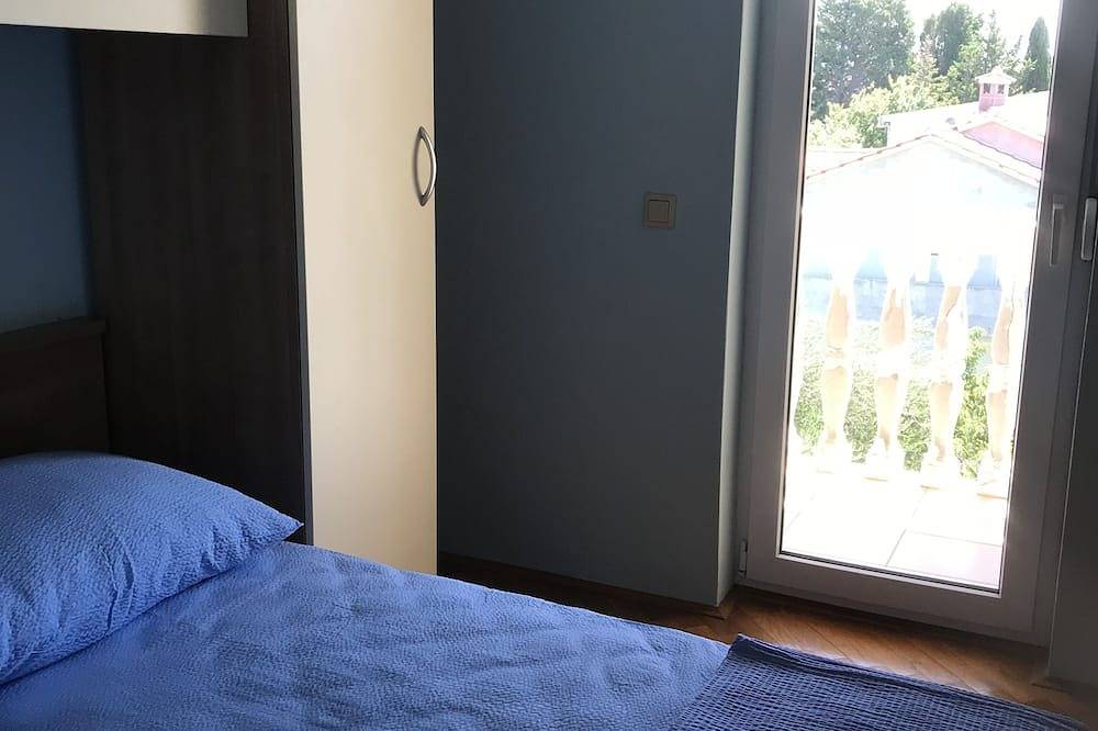 Cały apartament, This apartment is located 300m from the sandy beach and playground in Privlaka, Zadar