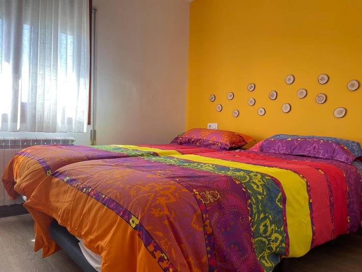 Chalet para 14 personas, con Balcón y Jardín en Aragón - 2