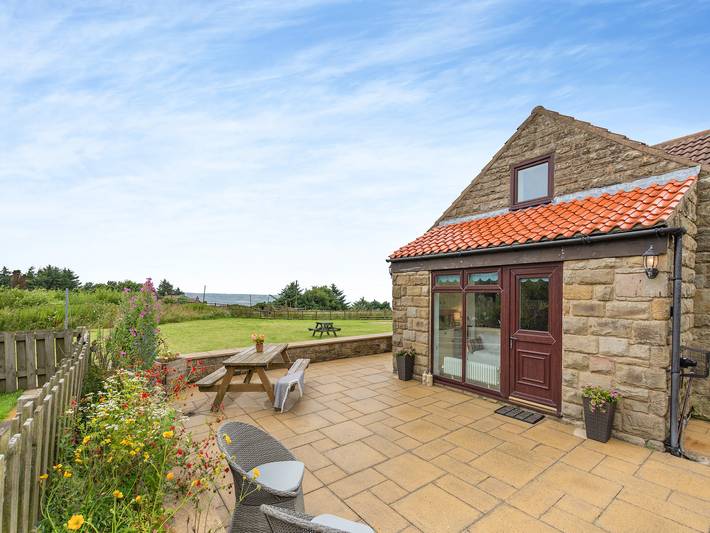 Cottage for 2 people, with garden, with pets in North Yorkshire