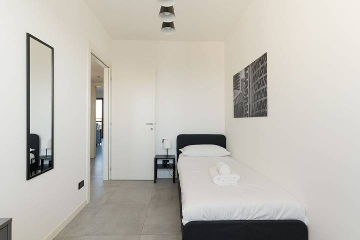 Ganze Wohnung, Ferienwohnung für 2 Personen mit Balkon/Terrasse in Mailand, Mailand Provinz