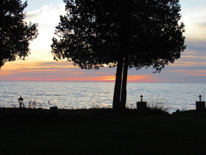 Vacation rental for 12 people, with terrace and yard in Sturgeon Bay