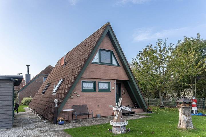 Ferienhaus für 7 Personen, mit Garten in Carolinensiel