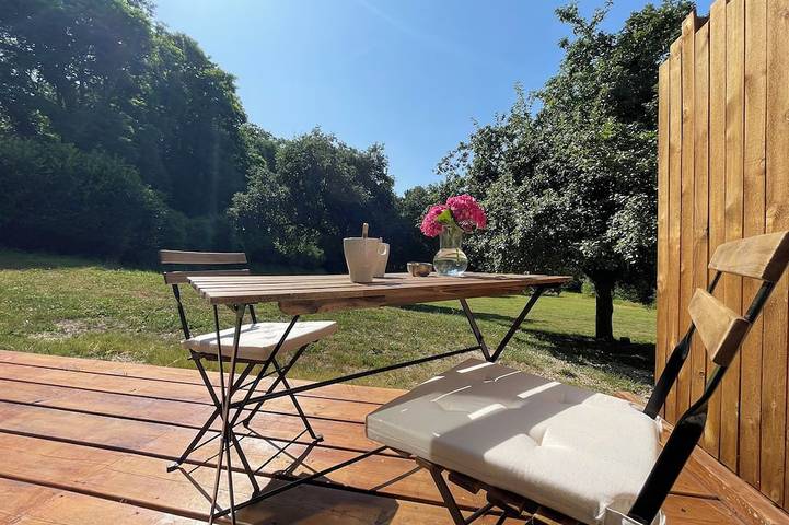 Gîte pour 4 personnes, avec jardin ainsi que terrasse et piscine dans Orphin