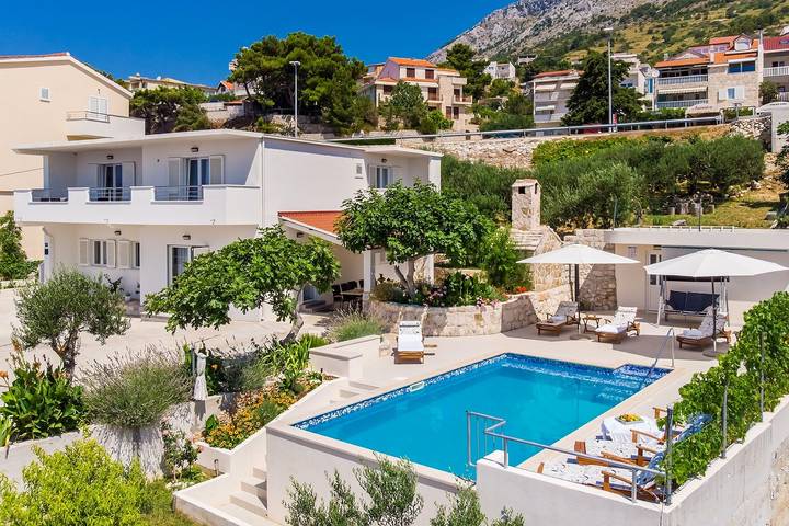 Ferienhaus mit Meerblick für 10 Personen, mit Meerblick und Garten sowie Pool in Split-Dalmatien - 4