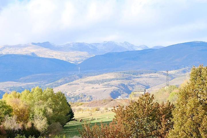 Gîte pour 5 personnes, avec Jacuzzi à Err