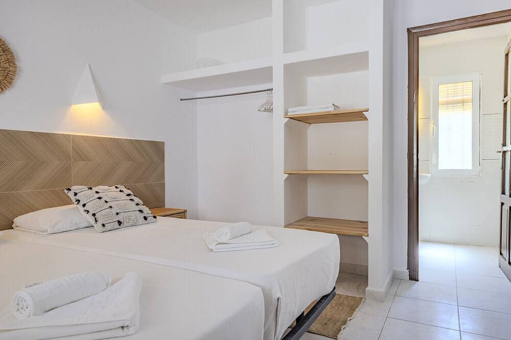 Villa La Caballa 1ª Línea Playa in Las Marinas, Dénia