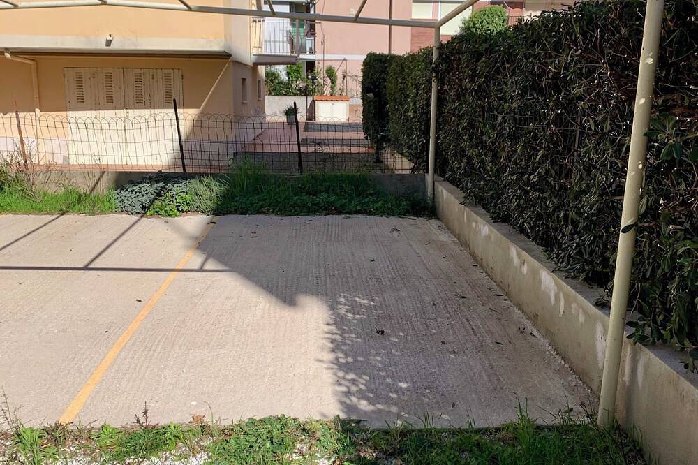 Entire apartment, Apartment in Pratoranieri 100 mt from the sea in Follonica, Etruscan Coast