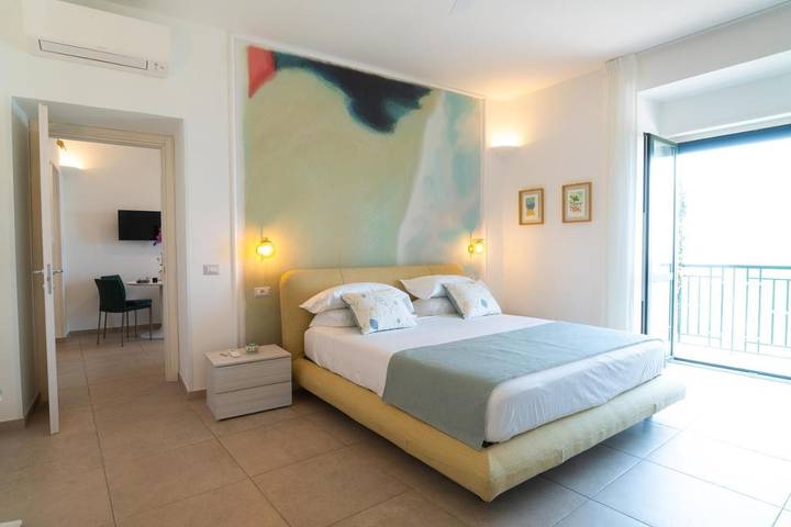 Ferienwohnung für 2 Personen, mit Balkon und Ausblick - 1