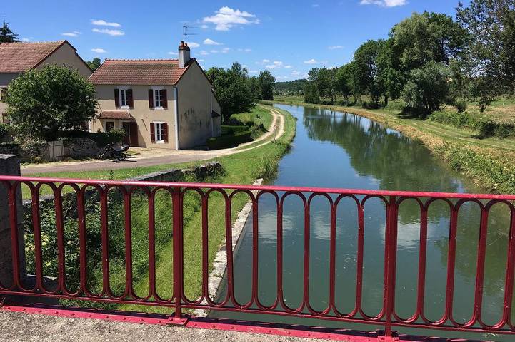 Location de vacances pour 5 personnes à Lucy-sur-Yonne
