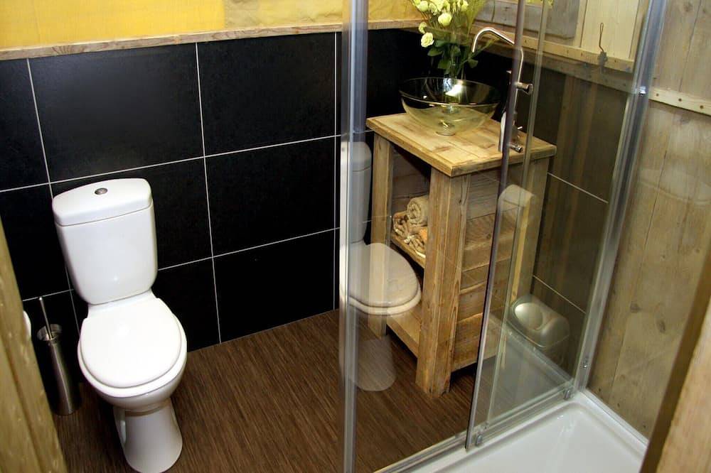 Luxe Lodge in Twente met Uitzicht op Weiden in Haaksbergen, Twente