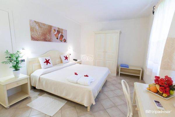Porto Pino Club in Porto Pino (Sant'Anna Arresi), Sant'Anna Arresi