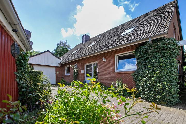 Ganzes Studio, 'Ferienappartement Lillesoster' mit gemeinsamer Terrasse, Garten und Wlan, Ideal für Hunde in Olderup, Eider-Treene-Sorge