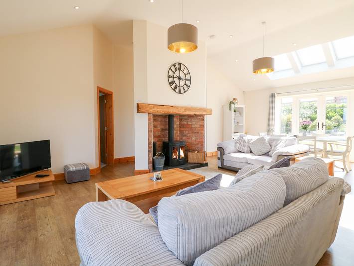 Casa rural para 4 personas con jardín in Melton, Heart of England