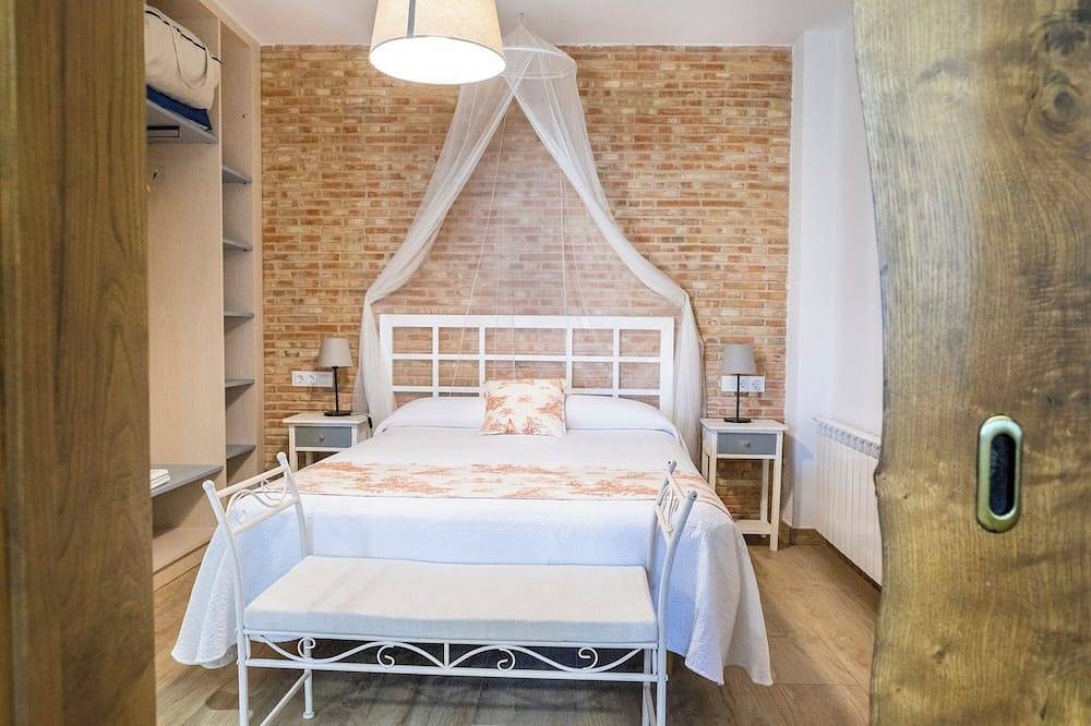 Apartamento entero, Apartamentos rurales Posada de Monfragüe. apartamento nº 1 (Estudio) in Malpartida de Plasencia, Parque Nacional de Monfragüe