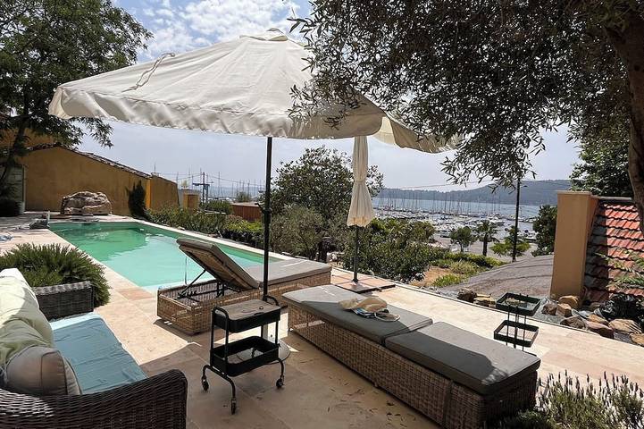 Maison de vacances pour 11 personnes, avec piscine à Saint-Chamas