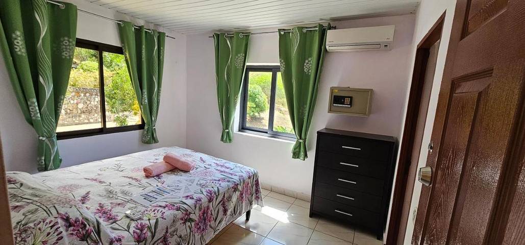 Chambre d’hôte pour 2 personnes, avec vue ainsi que terrasse et jardin dans Taiohae - 3