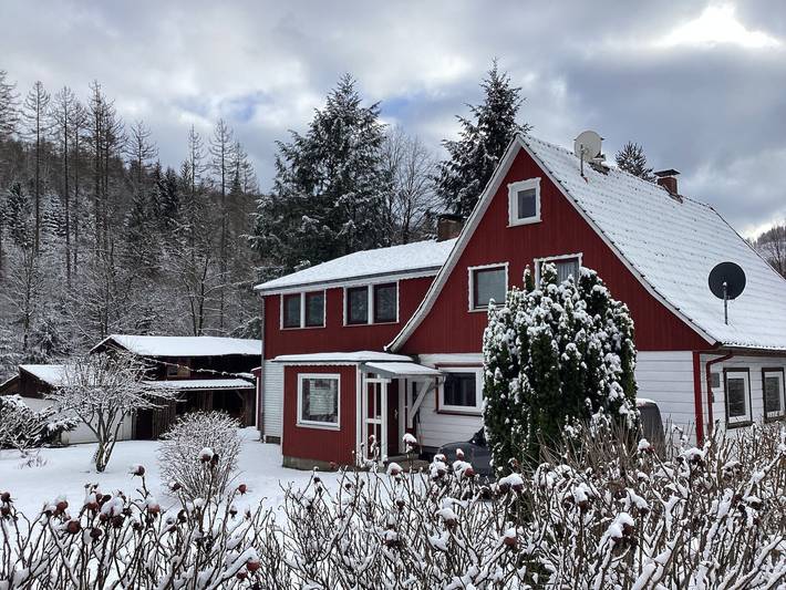 Ferienhaus für 7 Personen, mit Terrasse und Garten