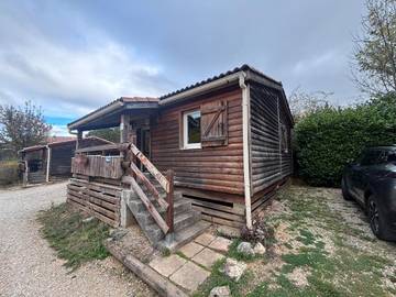 Maison de campagne pour 5 personnes, avec piscine ainsi que terrasse et jardin à Roquefeuil