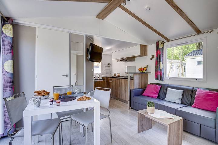 Camping pour 4 personnes, avec terrasse et piscine, adapté aux familles dans Ardennes (Belgique) - 2