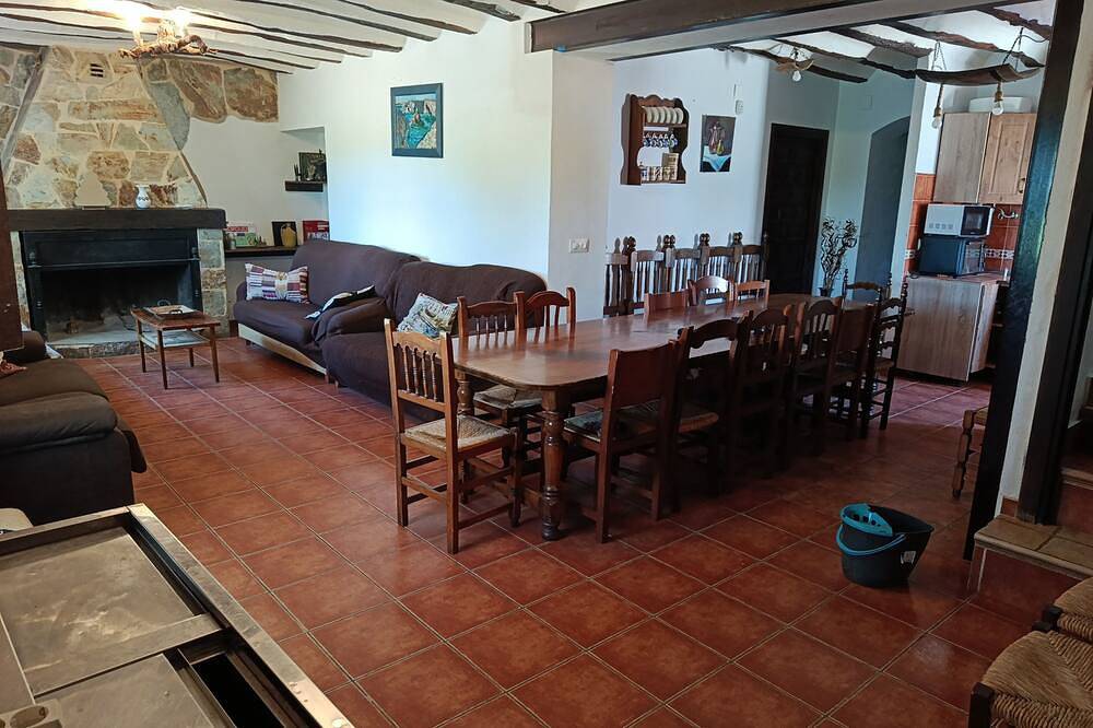 Country cottage. Totally isolated. Near Petrola salt lakes in Pétrola, Albacete Province