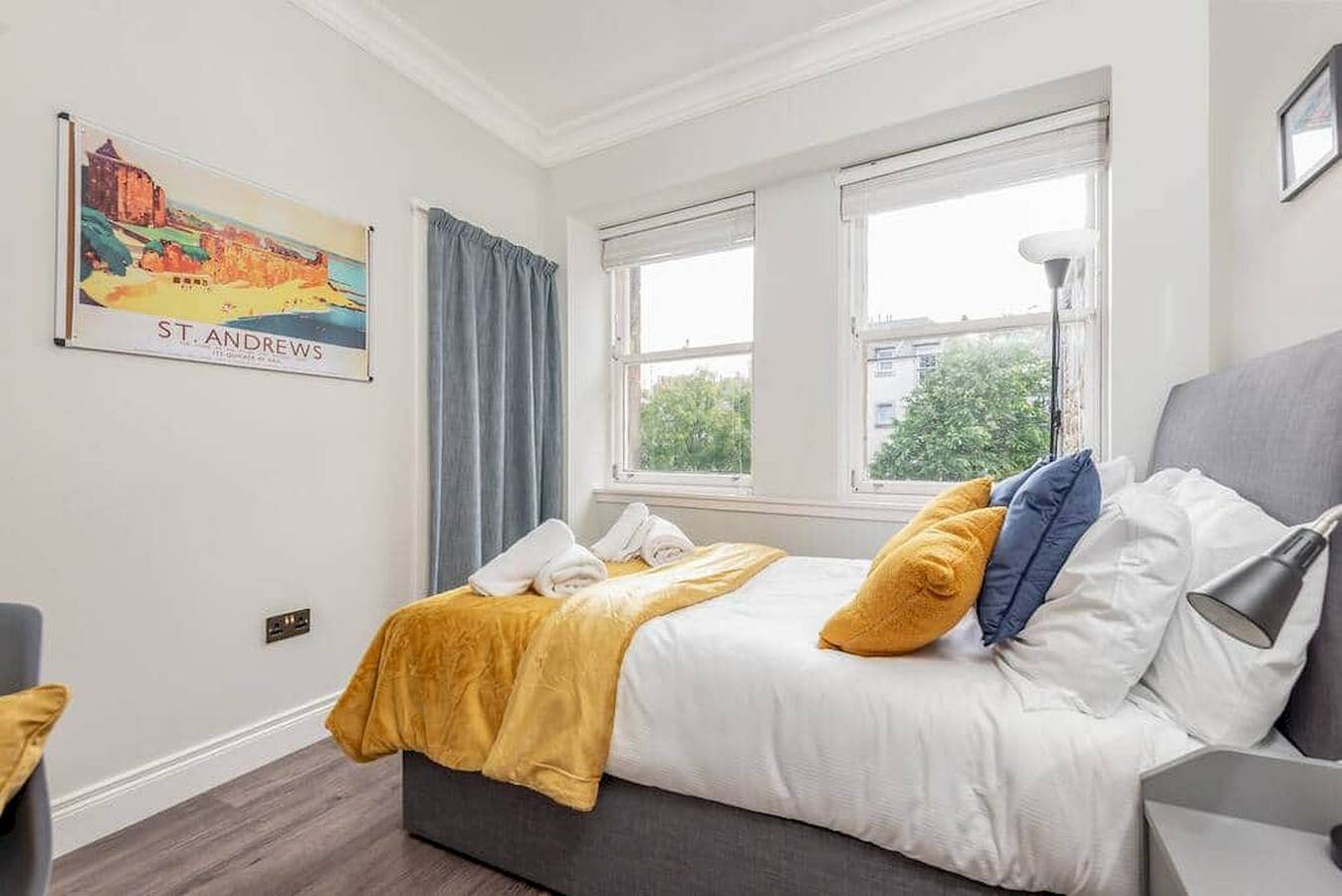 Entire apartment, South Street Apartments (No 18C) in St Andrews, Fife region