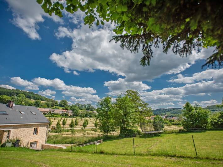 Location de vacances pour 10 personnes, avec Terrasse et Jardin à Jandun