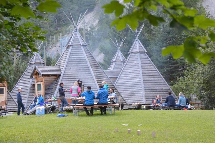 Camping voor 12 personen, met uitzicht en tuin in Stiermarken