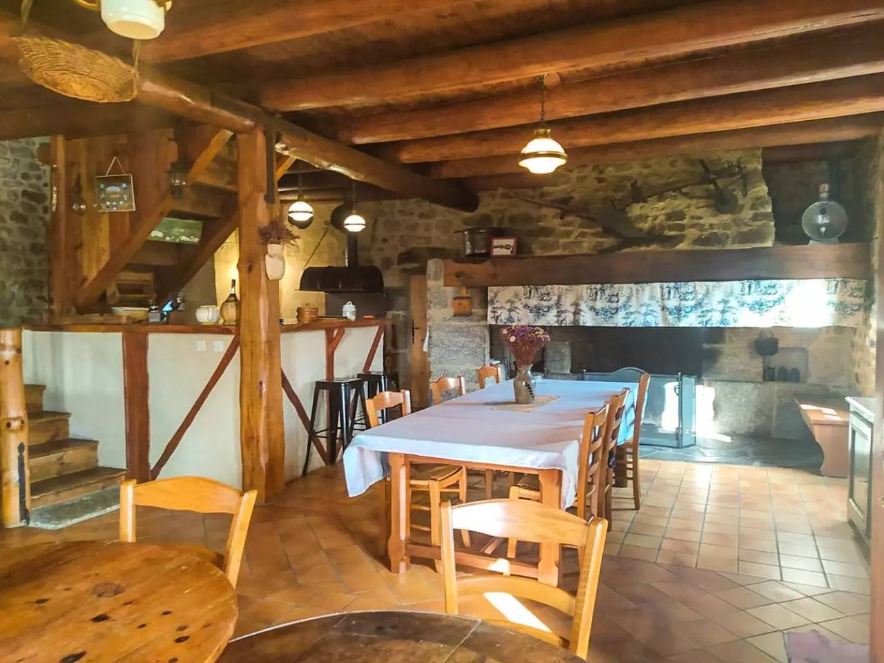 Gîte de France 12 personnes in Bel-Air-Val-d'Ance, Région de Mende