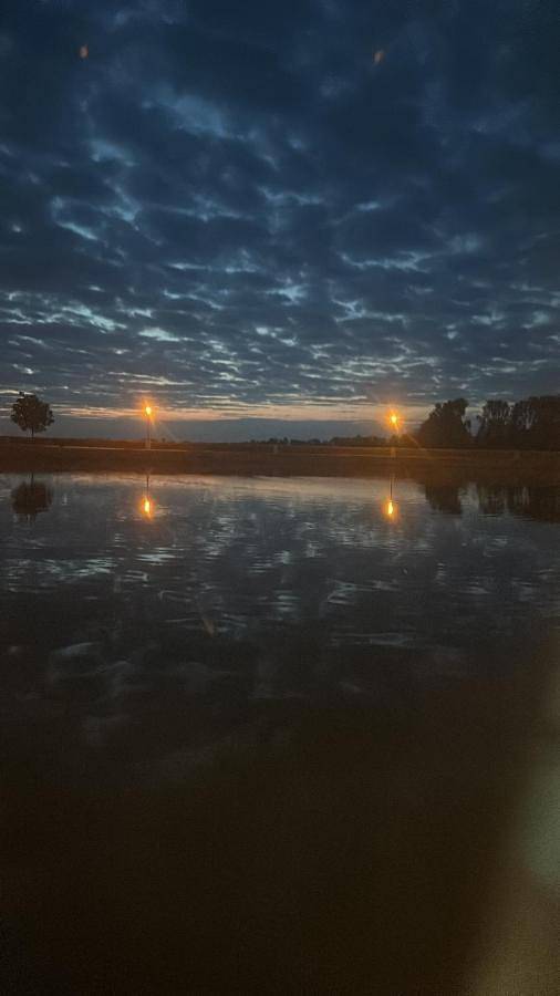 Gîte pour 6 personnes, avec vue et vue sur le lac dans Lac d'Amance - 3