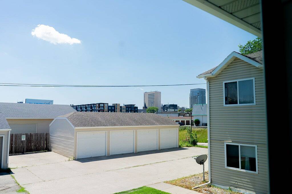 Ganze Wohnung, Walk to Downtown I Queen I Self-Checkin I Garage in Fargo, North Dakota
