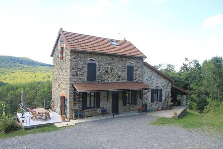 Maison de vacances pour 13 personnes, avec vue et jardin, animaux acceptés