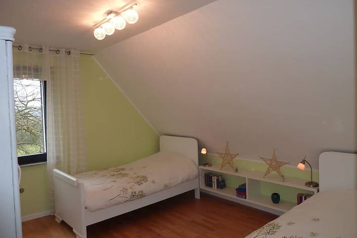 Ferienhaus für 5 Personen, mit Garten und Terrasse sowie Whirlpool in Hürtgenwald - 2