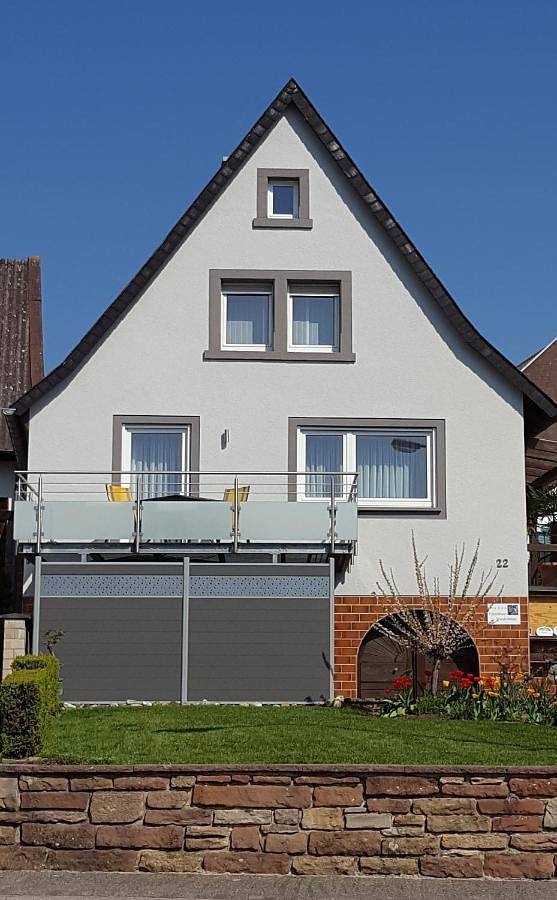 Ferienhaus für 4 Personen, mit Balkon und Terrasse