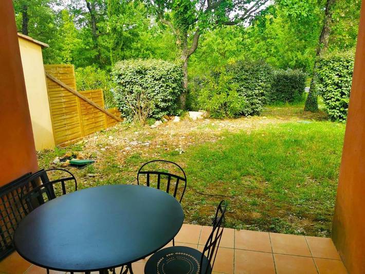 Location de vacances pour 4 personnes, avec jardin et jacuzzi ainsi que piscine et sauna dans Domaine de Fayence - 3
