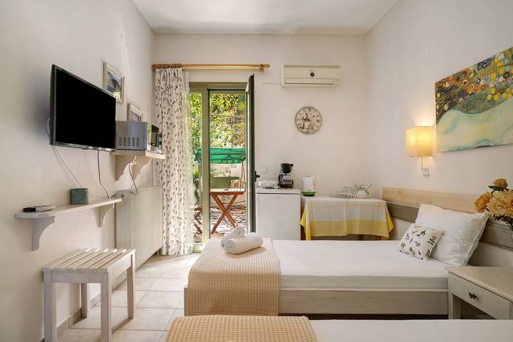 Maison d’hôte pour 2 personnes, avec jardin en Grèce - 4