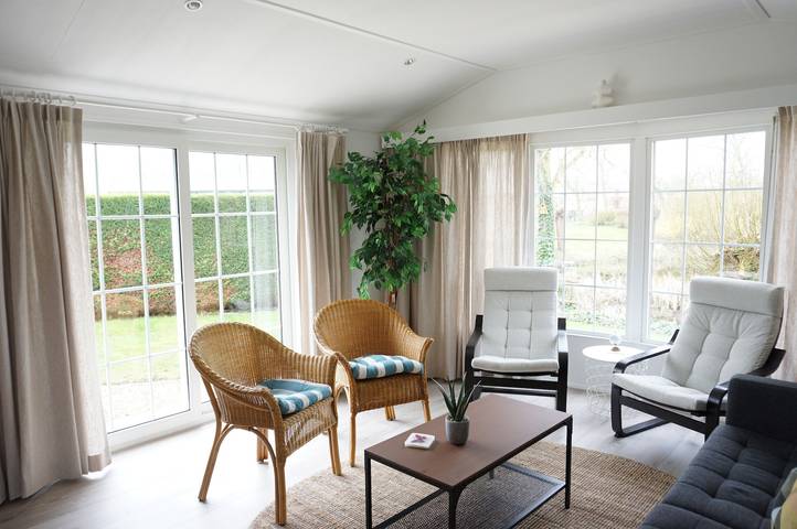 Gîte pour 4 personnes, avec terrasse et balcon/terrasse à Groede - 2