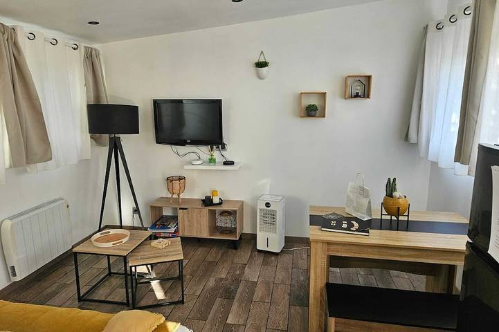 Location de vacances pour 4 personnes, avec jardin et piscine à Saint-André-les-Vergers - 3