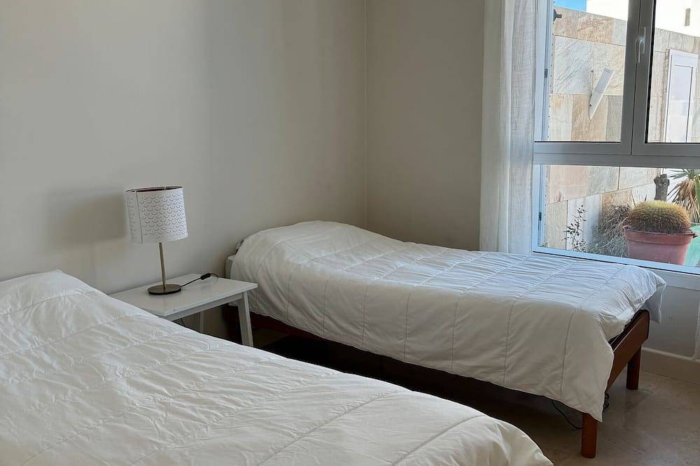 Vacation Home 'Preciosa' with Mountain View, Wi-Fi and Air Conditioning in Tahiche, Teguise
