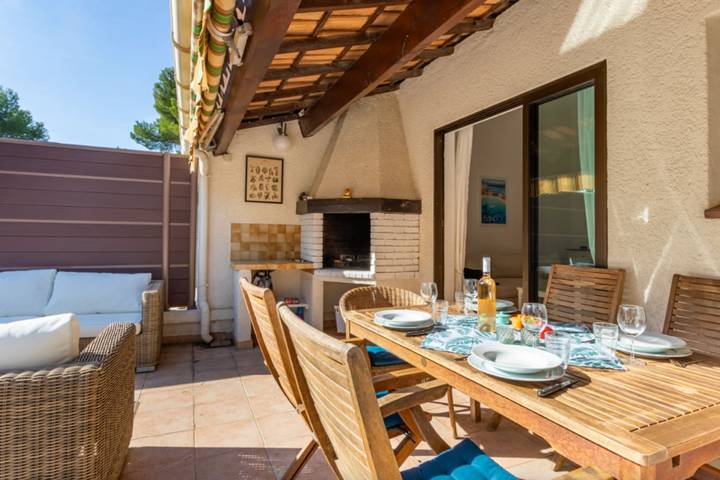Gîte pour 4 personnes, avec piscine et terrasse à Bandol - 2