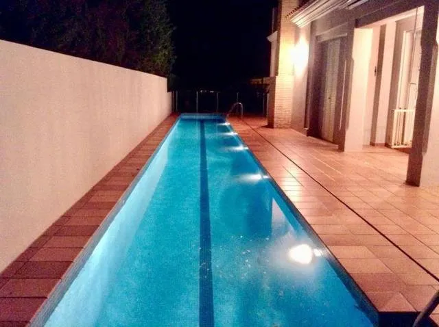 Chalet para 10 personas, con vistas además de terraza y piscina - 1