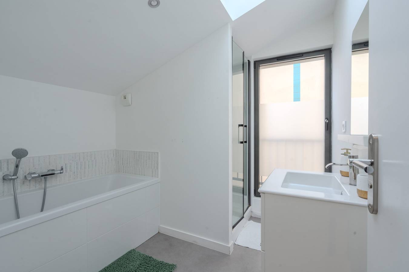 Apartamento entero, Le Saphir - Wifi - Parking - Le Mans in Le Mans, Sarthe