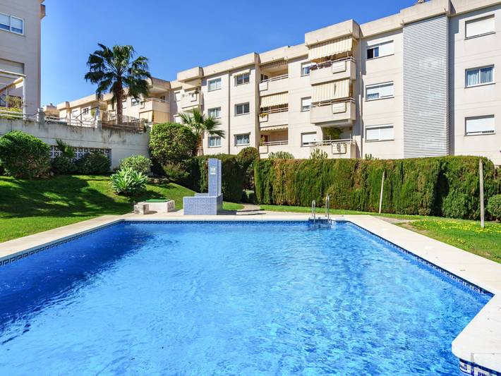 Ferienwohnung für 4 Personen, mit Terrasse und Garten in Torremolinos