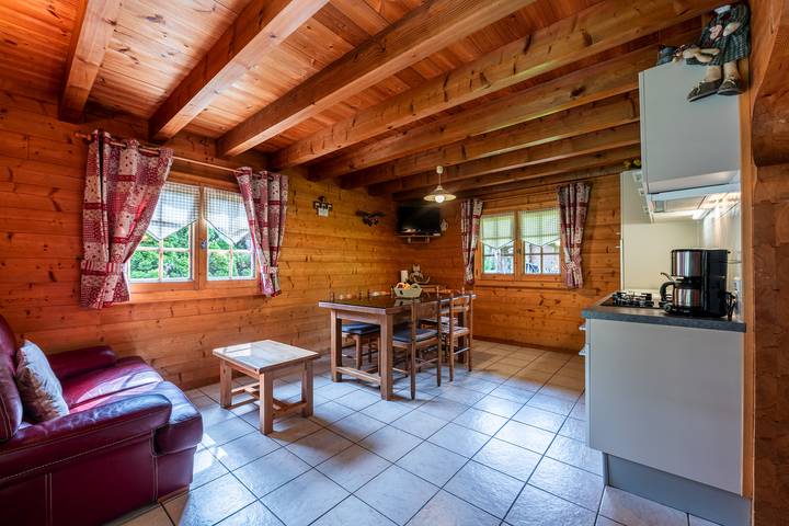 Chalet für 3 Personen, mit Whirlpool in Rhone-Alpes - 2