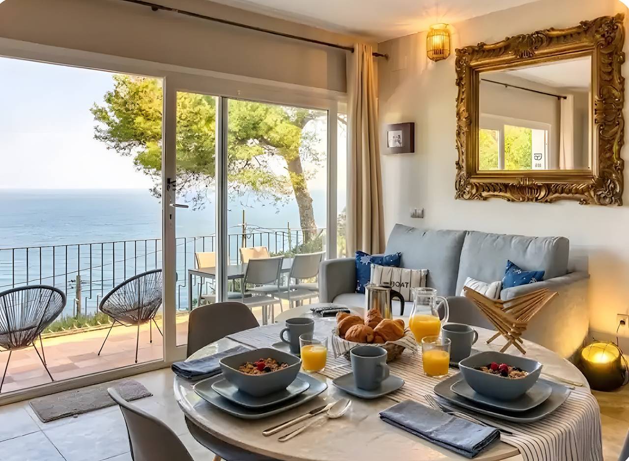 Apartamento entero, Sol y Mar 1. Apartamento en la mejor zona de Begur con vistas espectaculares al mar in sa Tuna, Begur