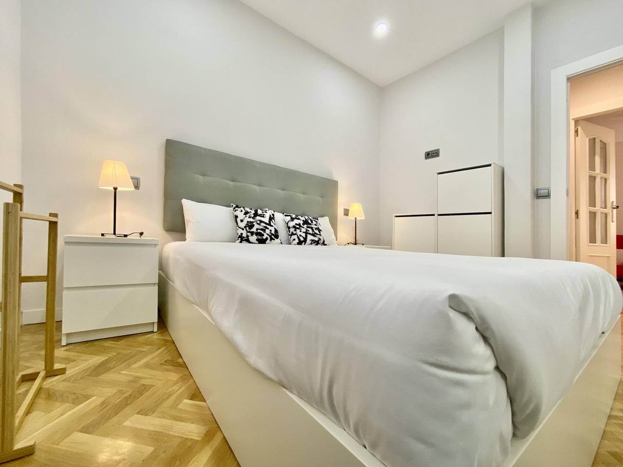 Entire vacation apartment, Charming Atocha - Temporary stays in Arganzuela, Madrid