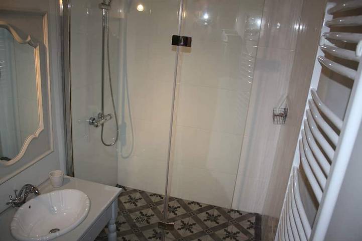 Gîte pour 2 personnes, avec terrasse et jardin à Pernes-les-Fontaines - 4