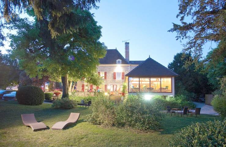 Hôtel pour 5 personnes, avec jardin et terrasse, animaux acceptés