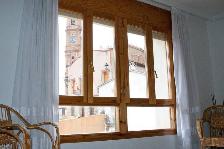 Apartamento de vacaciones para 8 personas, con jacuzzi además de piscina y balcón, Se admiten mascotas - 1